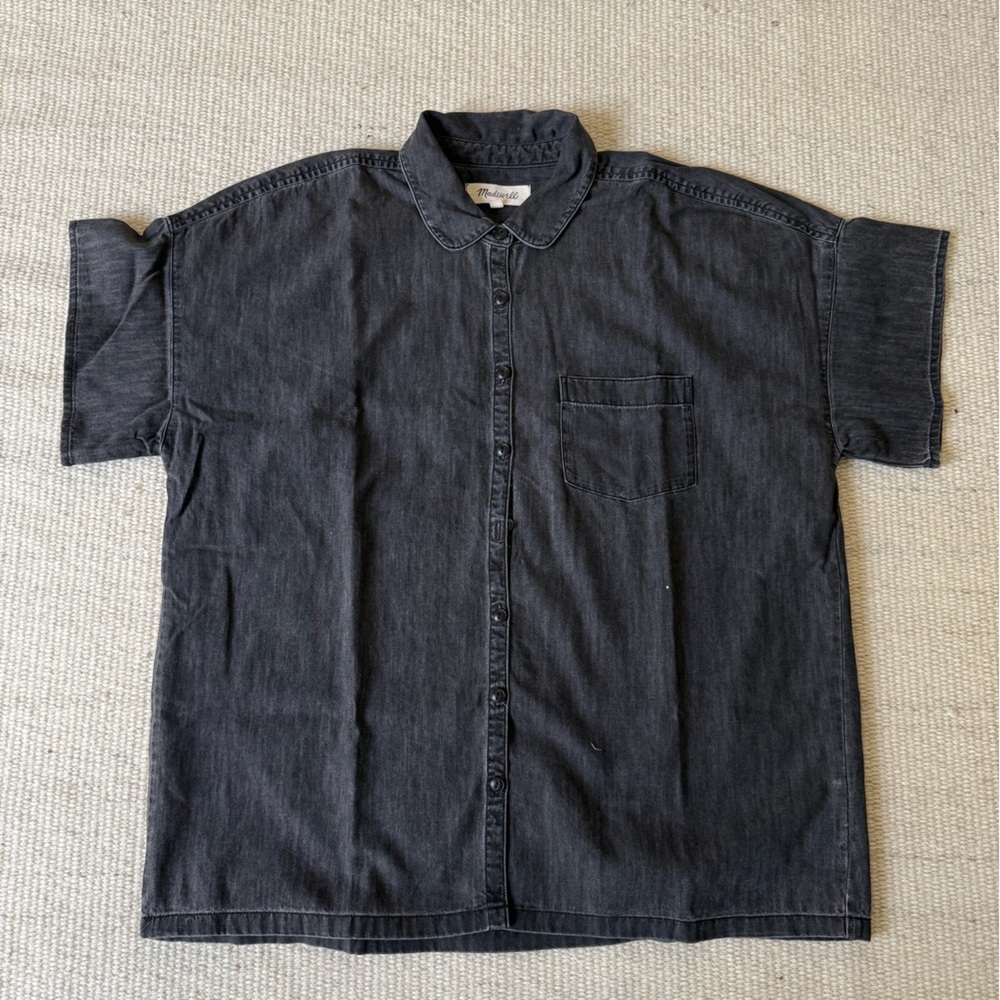Dark Gray Short Sleeve Button-Up Shirt
